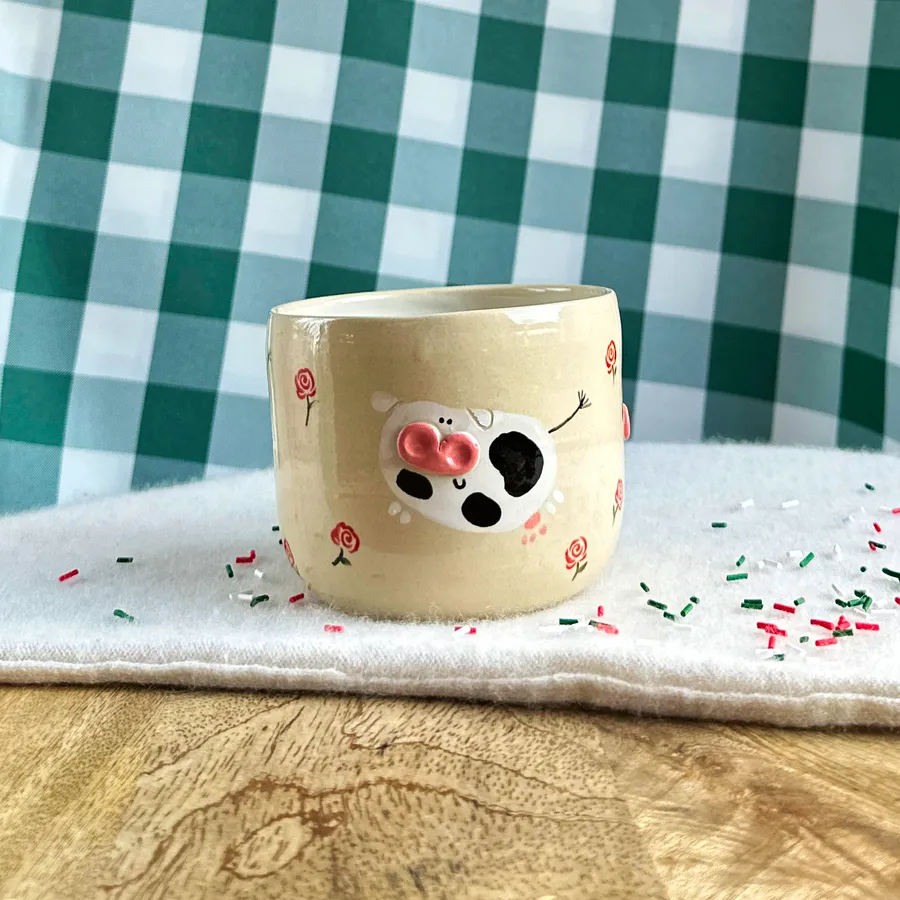 Kubek Krówki w różach - obrazek 3